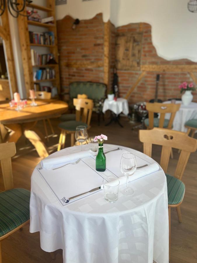 Boutique Hotel And Apartments Pension Sternen 토트무스 외부 사진