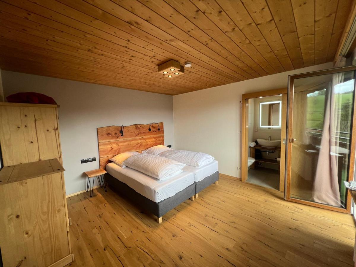 Boutique Hotel And Apartments Pension Sternen 토트무스 외부 사진