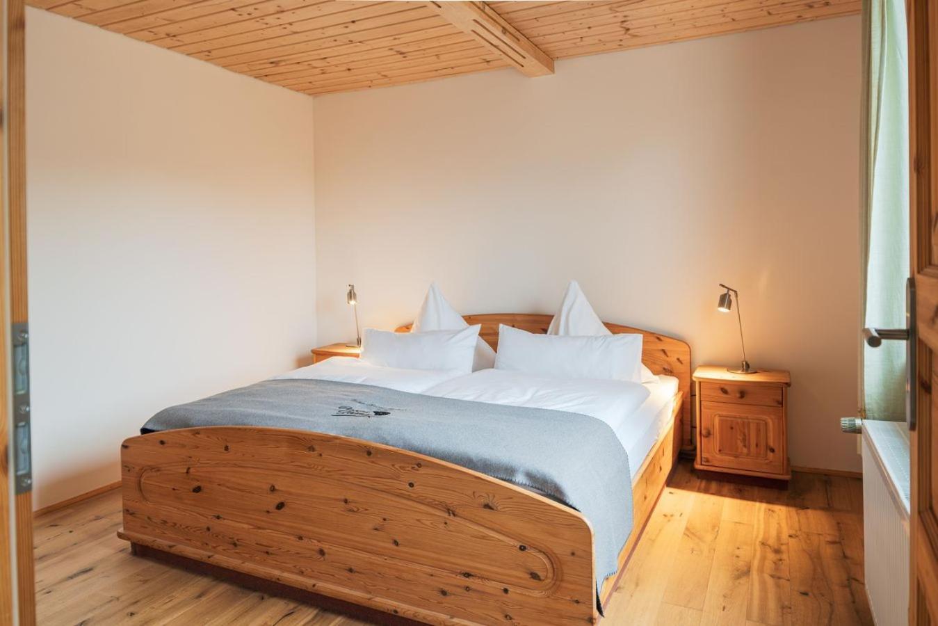 Boutique Hotel And Apartments Pension Sternen 토트무스 외부 사진